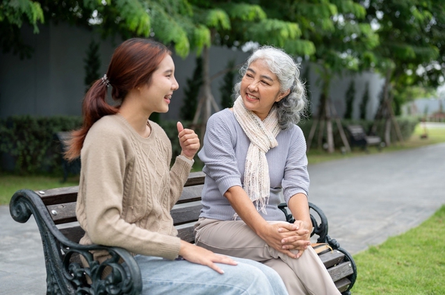 Tuổi thọ tăng, người Việt chuẩn bị sớm hơn cho một tuổi già độc lập - Ảnh 1.
