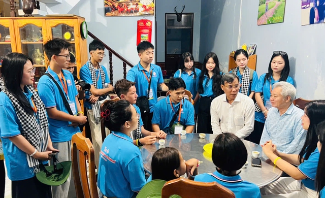 Chung dòng máu Lạc Hồng: Gắn kết kiều bào trẻ với TP.HCM- Ảnh 3.