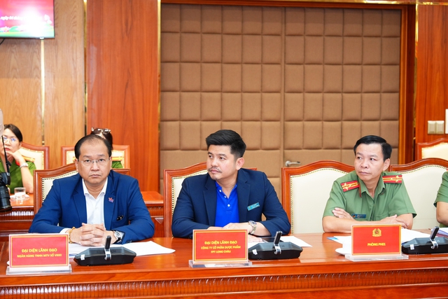 Long Ch&acirc;u: Đối t&aacute;c y tế duy nhất c&ugrave;ng TP.HCM nh&acirc;n rộng 168 Trạm c&ocirc;ng d&acirc;n số - Ảnh 4.