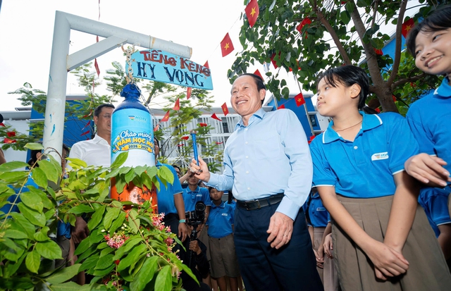 Phó thủ tướng Lê Tiến Châu: Trường Hy Vọng là một mô hình, cách làm đặc biệt- Ảnh 1.