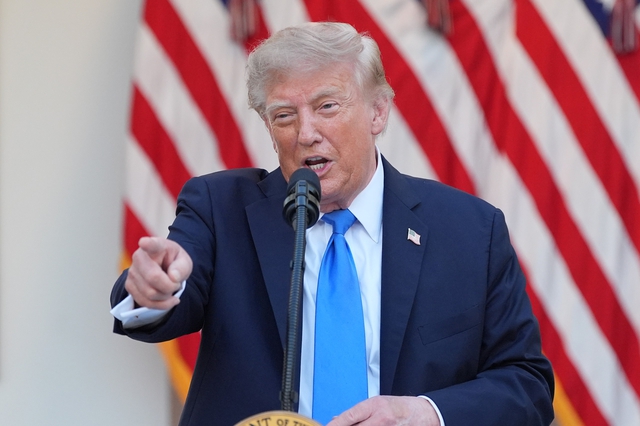 Ông Trump nói cuộc chiến Iran là ‘chuyện nhỏ’, cảnh báo tấn công núi Pickaxe- Ảnh 1.