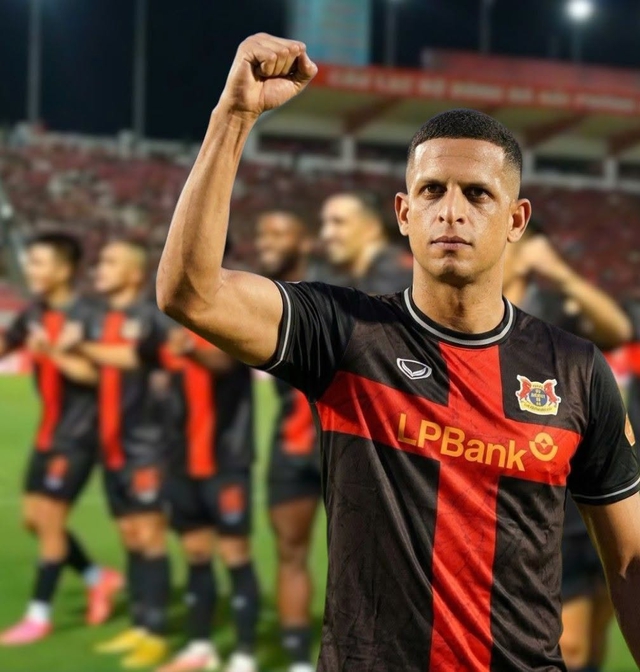 Vắng Hoàng Đức và Tài Lộc, Ninh Bình vẫn thắng đậm Hải Phòng: Lucao cực hay, lập hat-trick vào lưới đội bóng cũ- Ảnh 1.