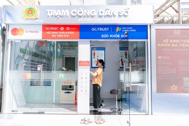 Long Ch&acirc;u: Đối t&aacute;c y tế duy nhất c&ugrave;ng TP.HCM nh&acirc;n rộng 168 Trạm c&ocirc;ng d&acirc;n số - Ảnh 8.