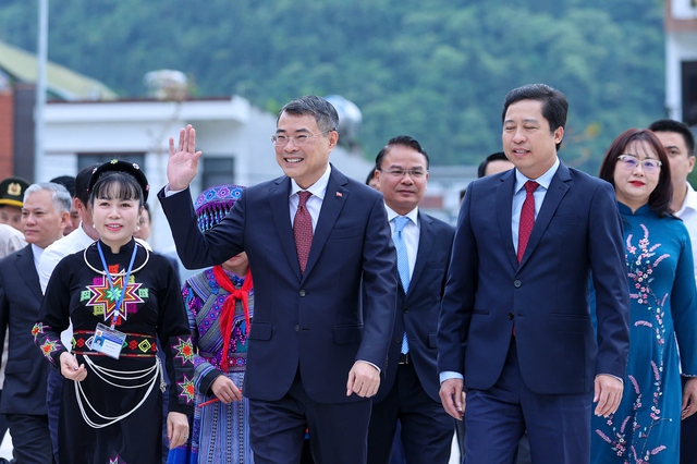 S&aacute;ng nay học sinh cả nước dự khai giảng năm học mới với nhiều điểm đặc biệt - Ảnh 2.