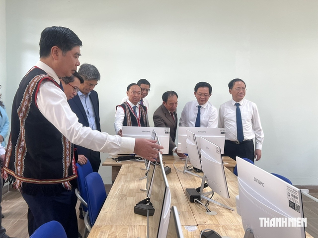 Ngày hội đến trường trên miền biên viễn Gia Lai- Ảnh 4.