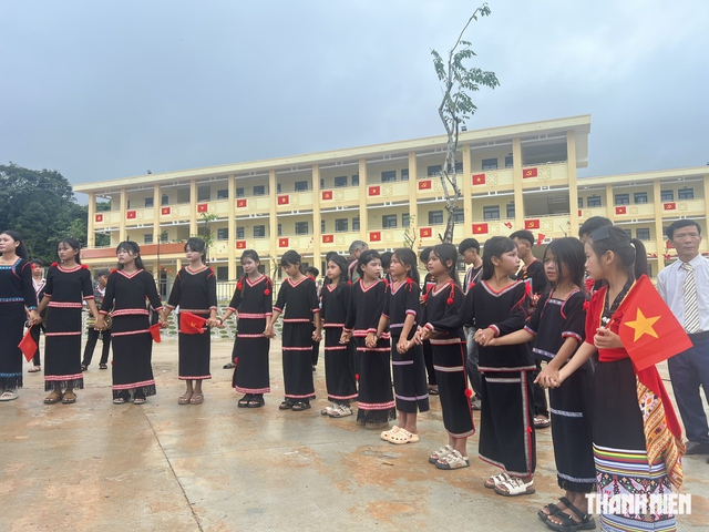 Ngày hội đến trường trên miền biên viễn Gia Lai- Ảnh 7.