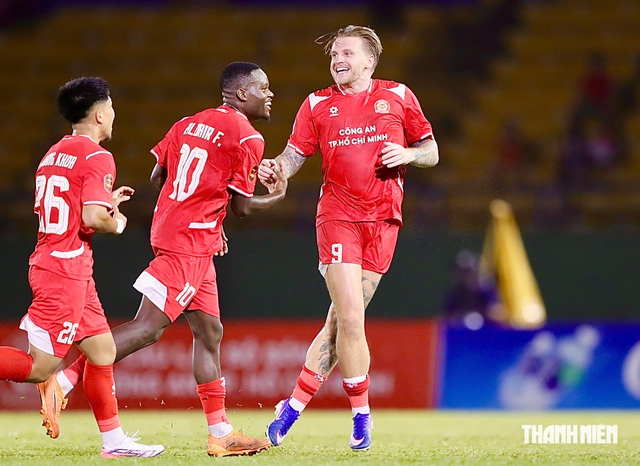 Tiến Linh tỏa s&aacute;ng, CLB CA TP.HCM lại thắng H&agrave; Nội trận ra qu&acirc;n V-League: Nỗi buồn lớn của HLV Kewell- Ảnh 5.