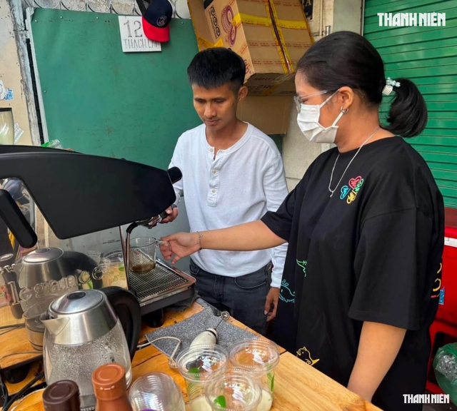 Chàng trai dạy pha chế miễn phí - Ảnh 1.