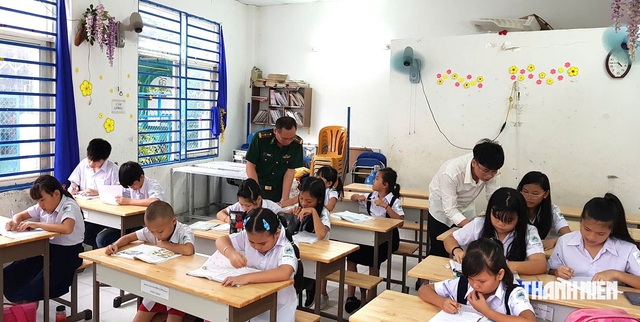 Mỗi xã biên giới Tây Ninh sẽ có một trường liên cấp bán trú - Ảnh 3.