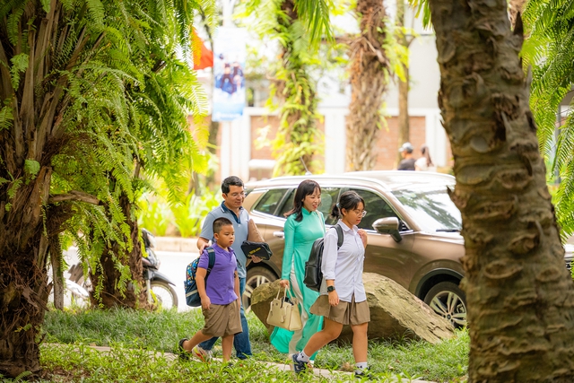 Hành trình đến trường giữa xanh tươi tại các đại đô thị Ecopark - Ảnh 5.