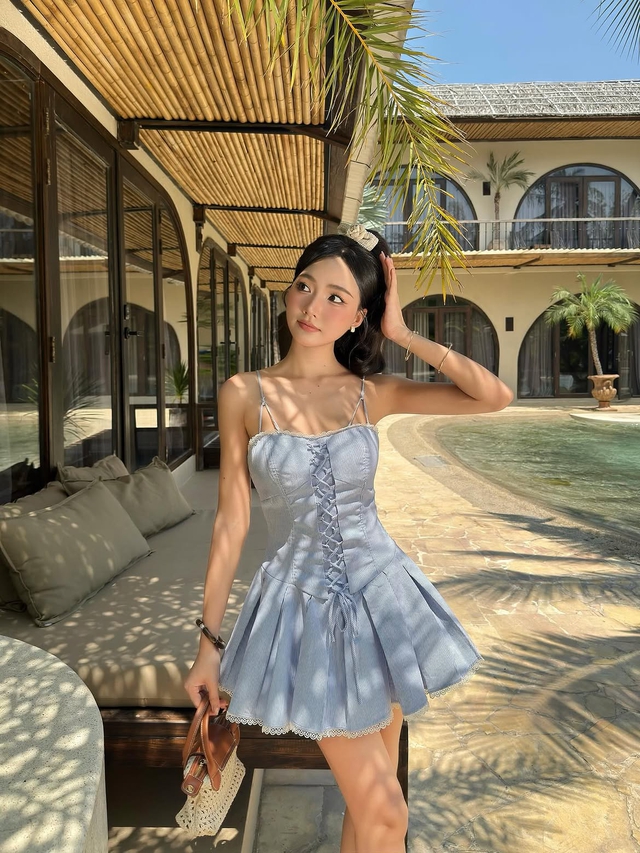 Xuống phố nhẹ tênh cùng đầm hai dây- Ảnh 8.