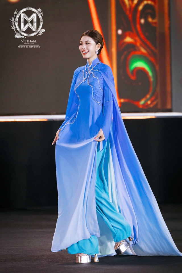 Ngô Nhật Huy đưa 'Vũ khúc hải lam' lên sân khấu chung kết Miss World - Ảnh 8.
