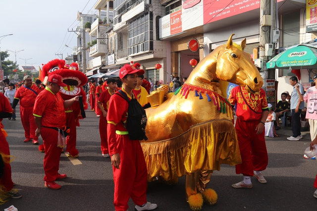 Rộn ràng Lễ hội Nghinh Ông của người Hoa ở Phan Thiết- Ảnh 9.