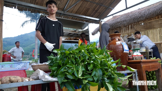 Đêm chợ phiên Sơn Tây Thượng: Nơi đại ngàn lên tiếng gọi…- Ảnh 2.