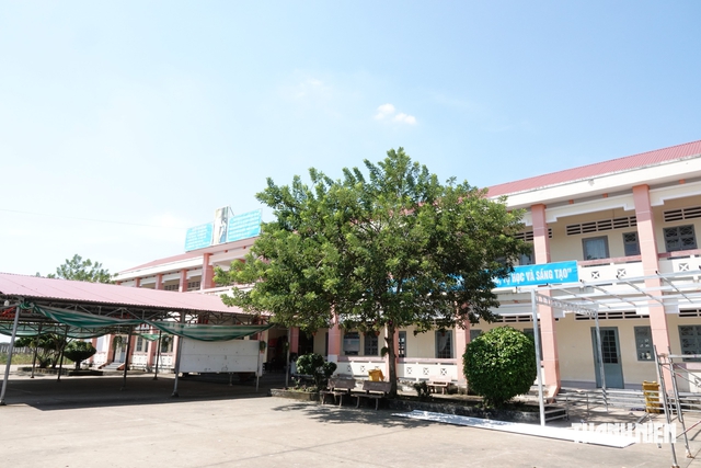 Từ người thầy g&aacute;nh đất l&agrave;m đường đến 'phum s&oacute;c của những nh&agrave; gi&aacute;o' - Ảnh 7.