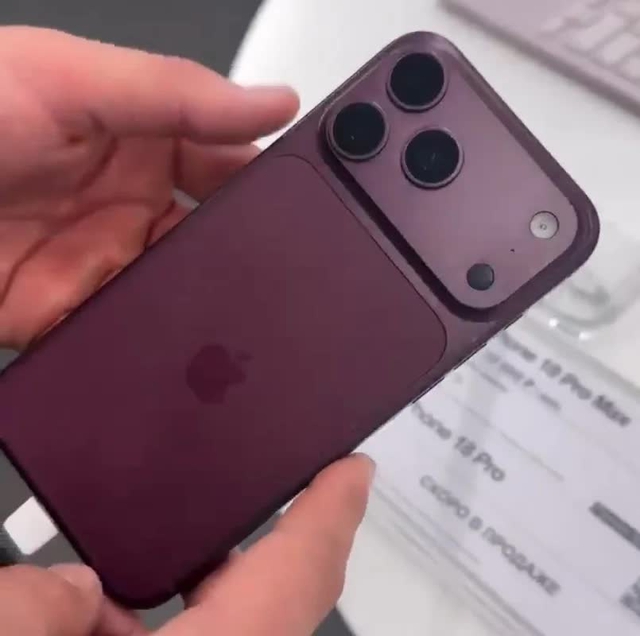 iPhone 18 Pro Max bất ngờ lộ diện trước ngày ra mắt - Ảnh 1.