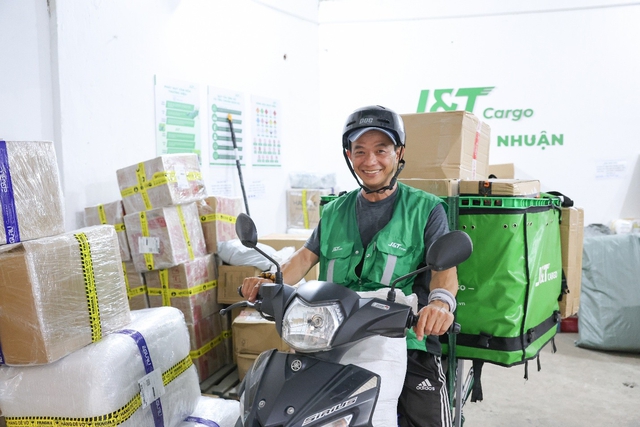 Siêu sale 9.9: J&T Cargo sẵn sàng cho cao điểm giao nhận hàng nặng - Ảnh 2.