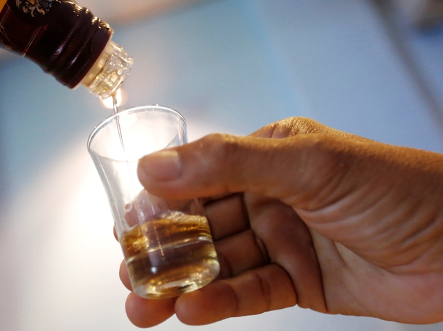 Just one drink a day may increase the risk of dying from numerous cancers - Ảnh 1.