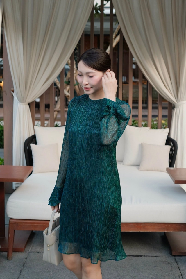 Đầm suông phóng khoáng, tôn dáng tự do - Ảnh 2.
