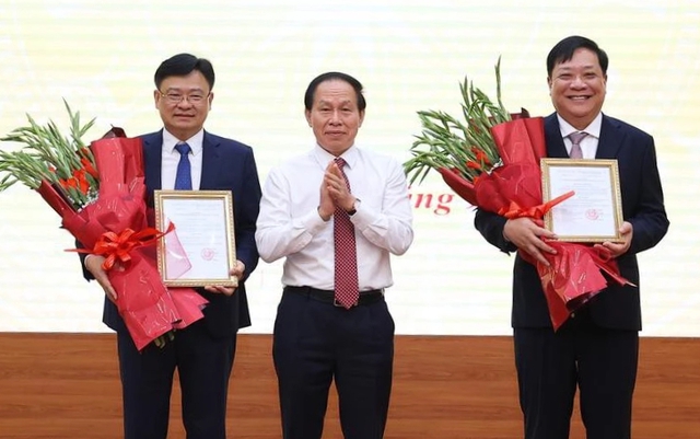 Chủ tịch tỉnh Đồng Tháp, Giám đốc Công an TP.Huế làm Phó tổng Thanh tra Chính phủ- Ảnh 1.