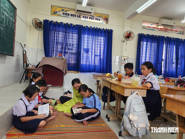 Năm học mới: Nơi đ&atilde; ổn định b&aacute;n tr&uacute;, nơi chưa thể tổ chức - Ảnh 1.