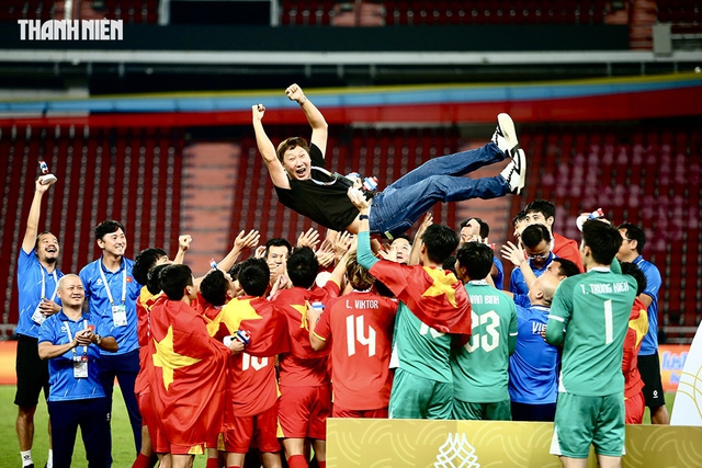 Khi U.23 Việt Nam vắng b&oacute;ng thầy Kim- Ảnh 1.