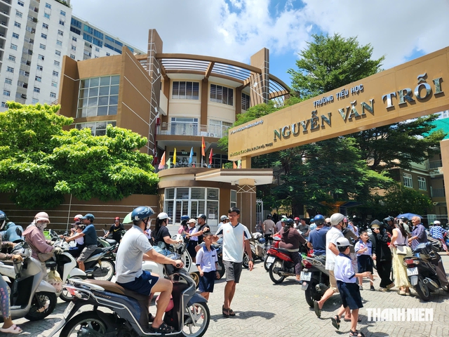 Năm học mới: Nơi đ&atilde; ổn định b&aacute;n tr&uacute;, nơi chưa thể tổ chức - Ảnh 3.