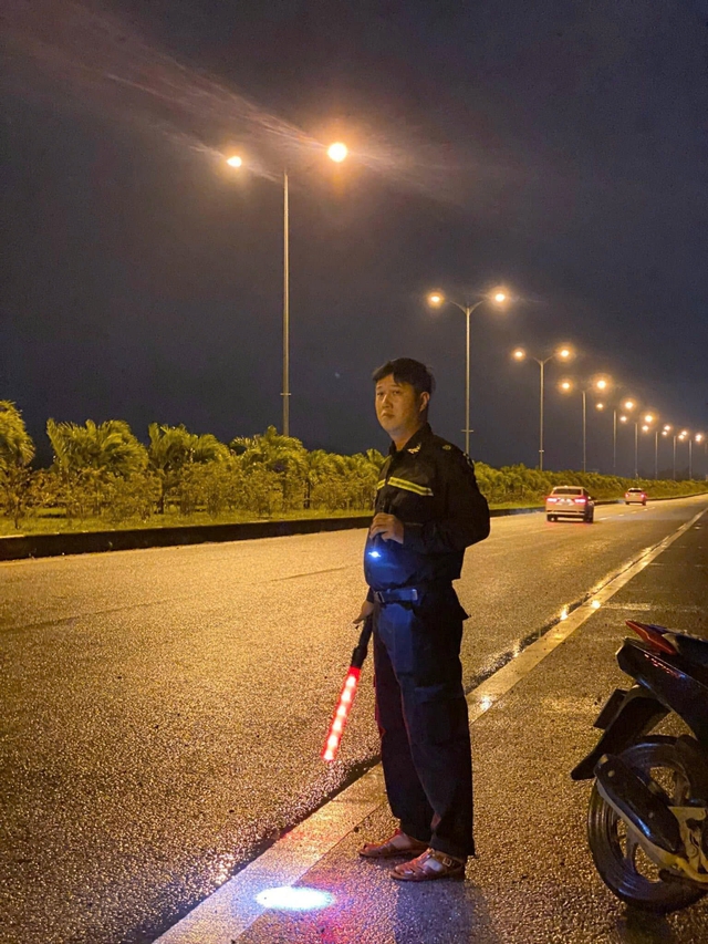 'Sống l&agrave; cho, đ&acirc;u chỉ nhận ri&ecirc;ng m&igrave;nh'- Ảnh 1.