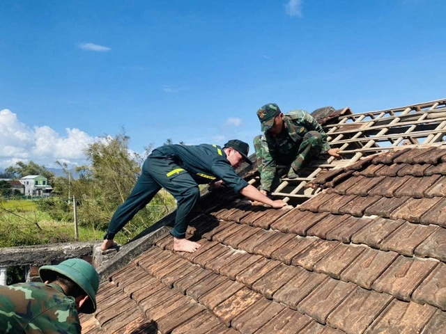 'Sống l&agrave; cho, đ&acirc;u chỉ nhận ri&ecirc;ng m&igrave;nh'- Ảnh 2.