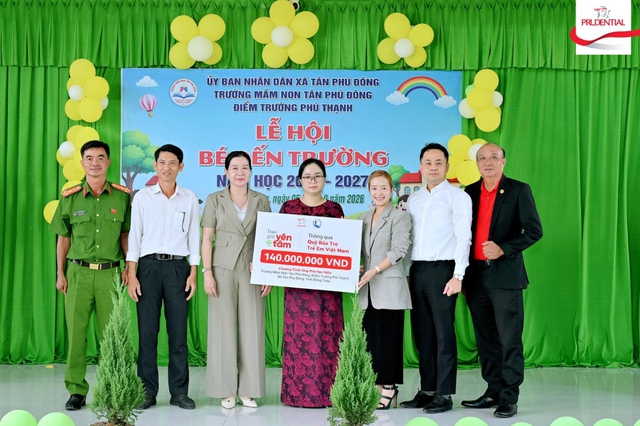 Prudential &lsquo;Trao gửi y&ecirc;n t&acirc;m&rsquo;: Th&ecirc;m nguồn nước sạch cho học sinh tại Đồng Th&aacute;p, C&agrave; Mau - Ảnh 1.