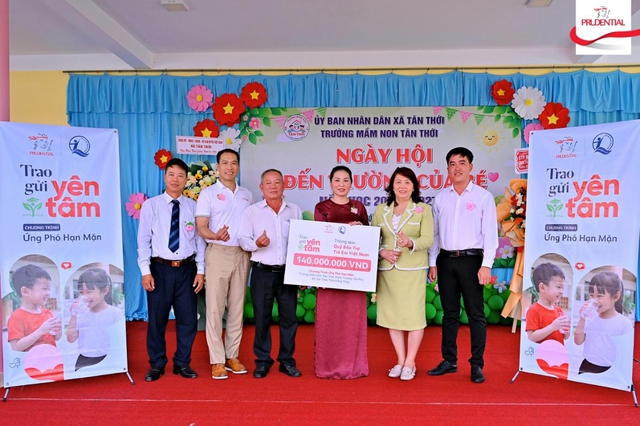 Prudential &lsquo;Trao gửi y&ecirc;n t&acirc;m&rsquo;: Th&ecirc;m nguồn nước sạch cho học sinh tại Đồng Th&aacute;p, C&agrave; Mau - Ảnh 2.