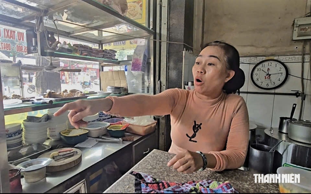 D&acirc;n 'than trời' v&igrave; đường C&aacute;ch Mạng Th&aacute;ng 8 chậm tiến độ, ngổn ngang - Ảnh 2.
