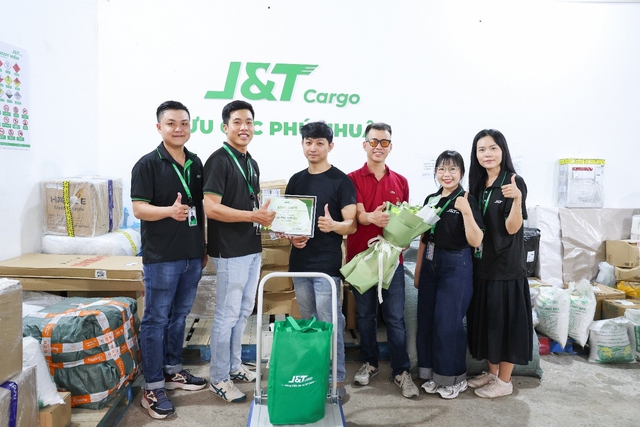 J&T Cargo vinh danh bưu cục đối t&aacute;c xuất sắc tại khu vực ph&iacute;a nam - Ảnh 1.