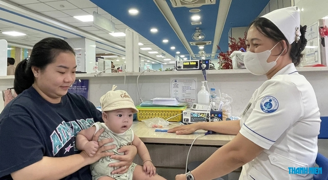 Bệnh viện khởi xướng quy trình 'báo động đỏ' đón nhận danh hiệu Anh hùng Lao động lần hai- Ảnh 2.
