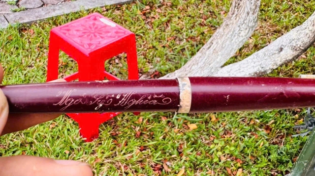 Ph&aacute;t hiện c&acirc;y b&uacute;t khắc t&ecirc;n 'Ng&ocirc; Sỹ Nghĩa' trong mộ liệt sĩ ở Quảng Ng&atilde;i- Ảnh 2.
