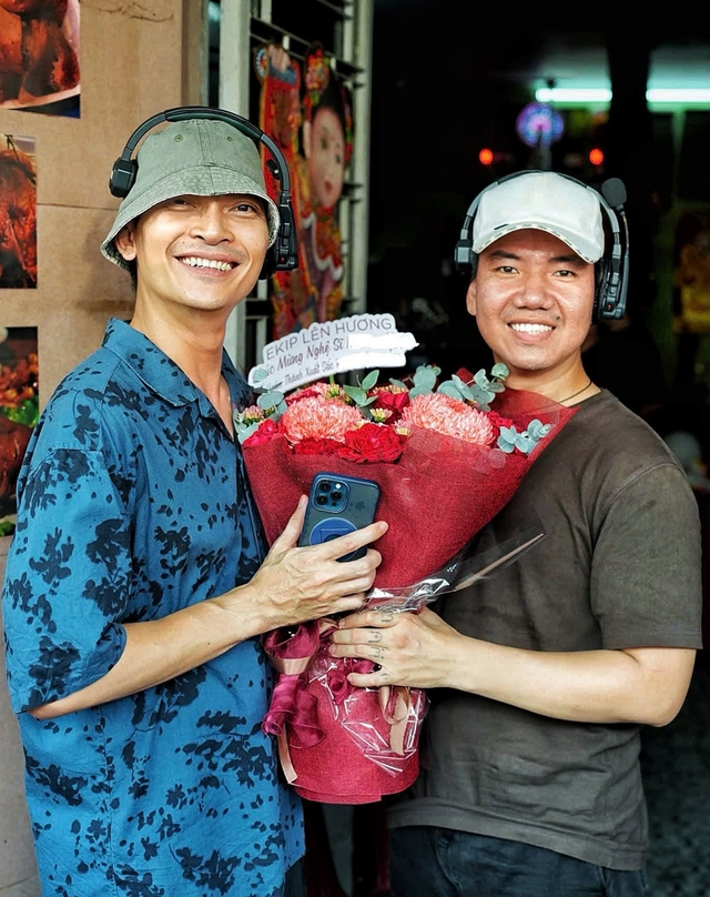 Đạo diễn L&ecirc;n hương tiết lộ &aacute;p lực khi l&agrave;m việc với Hồng V&acirc;n, Hồng Đ&agrave;o  - Ảnh 2.