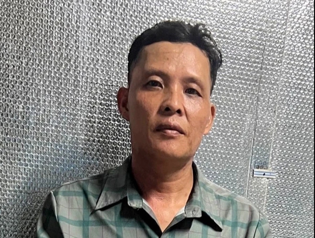 An Giang: Tạm giữ hình sự người đổ xăng đốt vợ cũ - Ảnh 1.