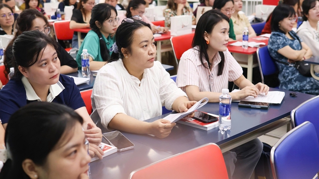 Học tiếng Anh, sư phạm Anh thời AI thế nào ? - Ảnh 2.