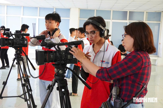 Khi livestream trở thành môn học - Ảnh 2.