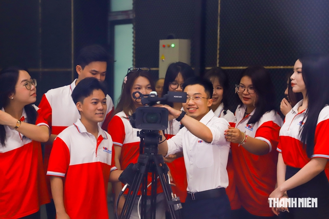 Khi livestream trở thành môn học - Ảnh 3.