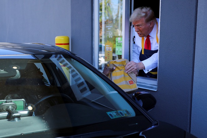 Ông Trump đi làm ở McDonald's- Ảnh 5.