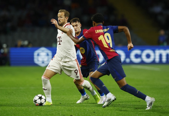 Barcelona tấn công phủ đầu, thắng đậm Bayern Munich: Raphinha ghi hat-trick siêu hạng- Ảnh 5.