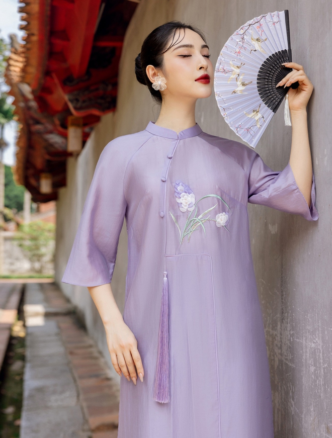 In autumn, everyone wants to show off their figure with Vietnamese ao dai - Photo 6.