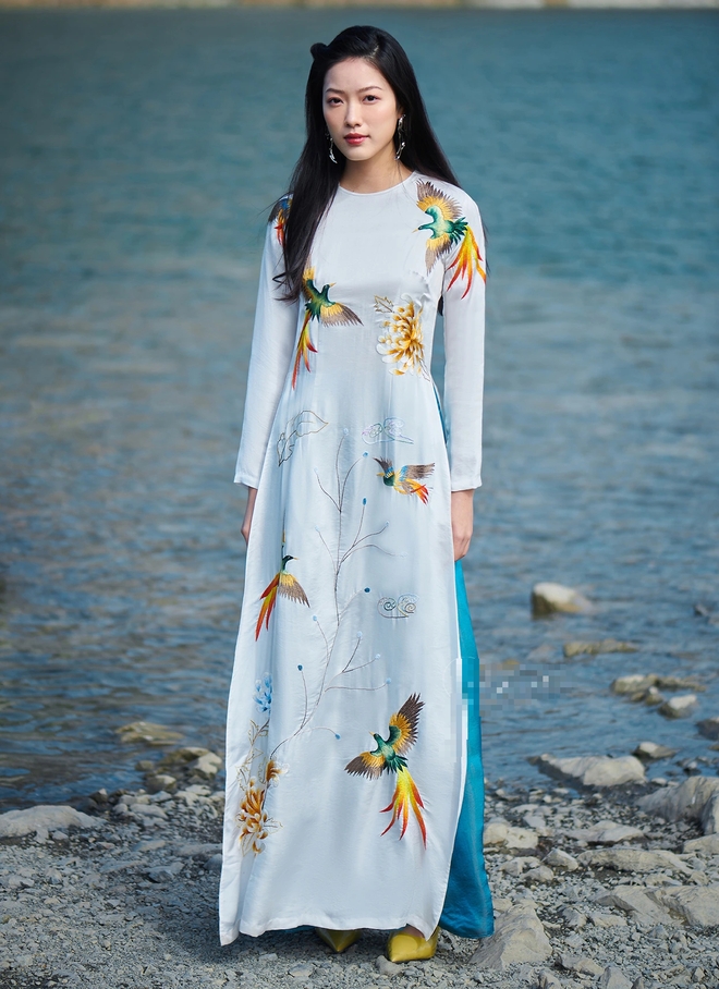 In autumn, everyone wants to show off their figure with Vietnamese ao dai - Photo 9.