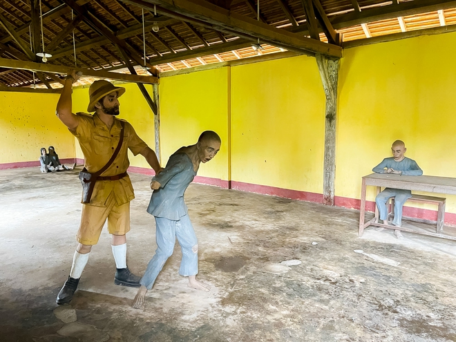 Bên trong nhà đày Buôn Ma Thuột- Ảnh 5.