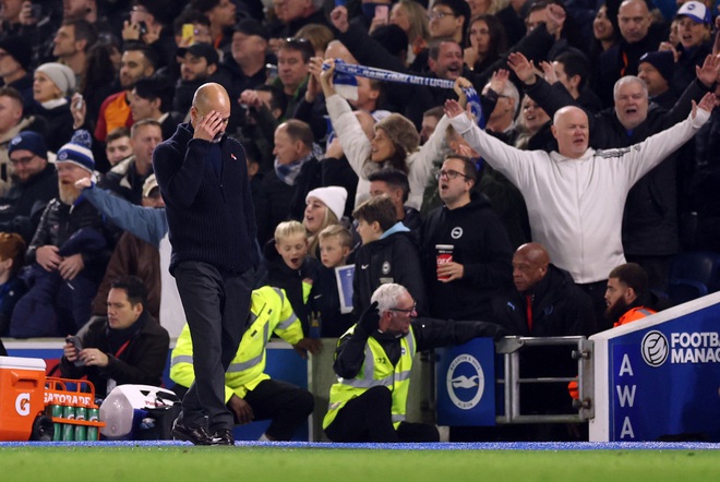 Brighton ngược dòng hạ Man City trong 5 phút: HLV Guardiola bàng hoàng, Haaland hành động gì?- Ảnh 8.