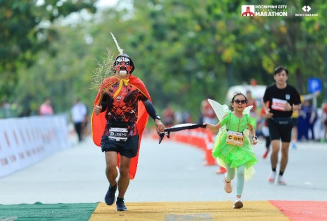 Những hình ảnh ấn tượng tại Giải marathon quốc tế Thành phố Hồ Chí Minh Techcombank 2024- Ảnh 31.