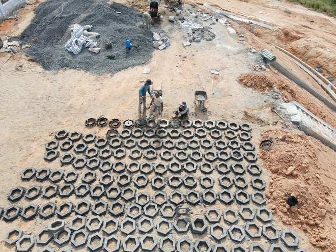 Dự &aacute;n hồ chứa nước 550 tỉ đồng ngổn ngang sau nhiều lần trễ hẹn- Ảnh 17.