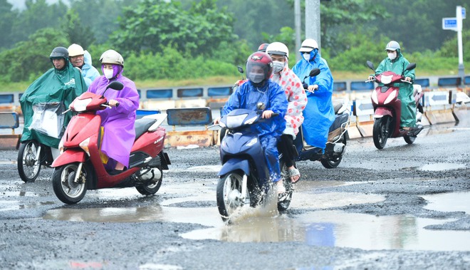 QL14B nát tươm, liên tục xảy ra tai nạn gây bức xúc- Ảnh 3.