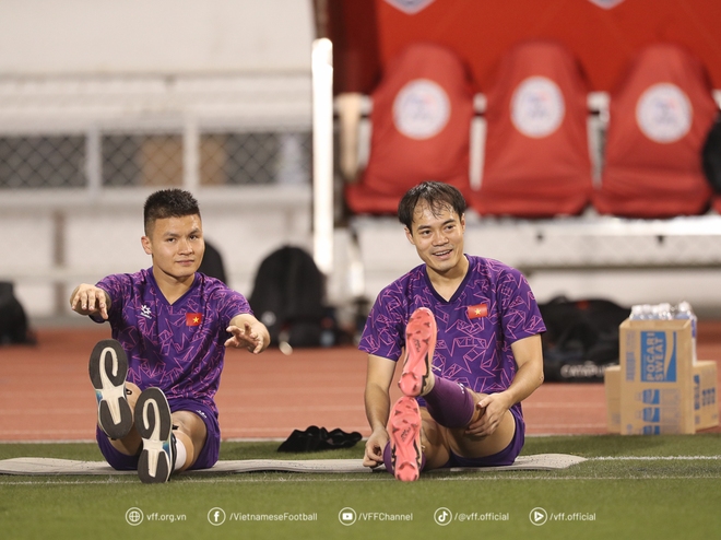 AFF Cup: Đội tuyển Việt Nam tập buổi đầu tiên ở Philippines, sẵn sàng giành 3 điểm- Ảnh 11.